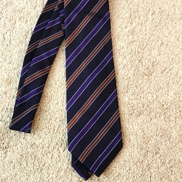 Burberry silk tie - Picture 1 of 6